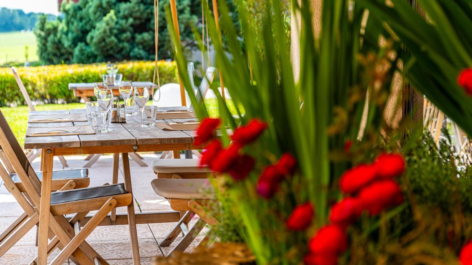 Logis Hostellerie D'Aussois Semur-en-Auxois Exteriér fotografie