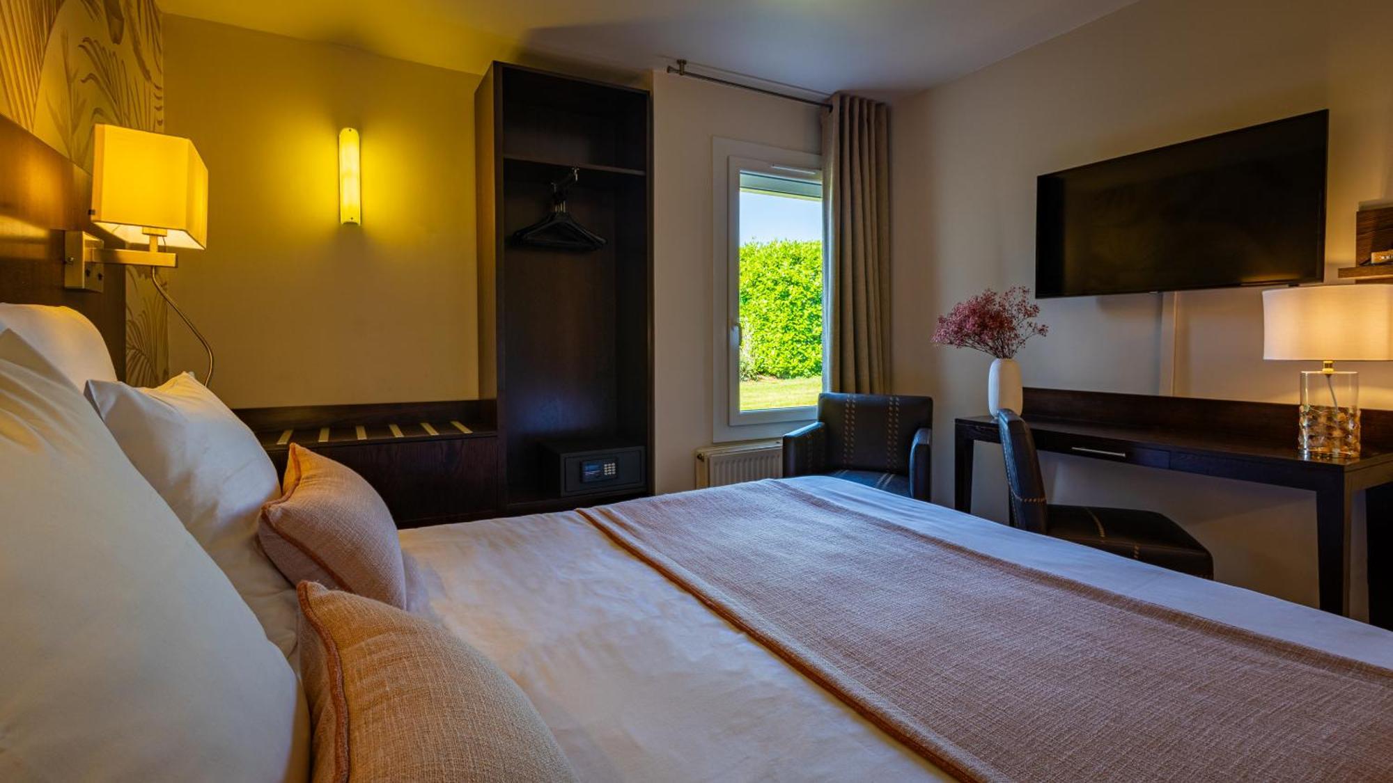 Logis Hostellerie D'Aussois Semur-en-Auxois Exteriér fotografie