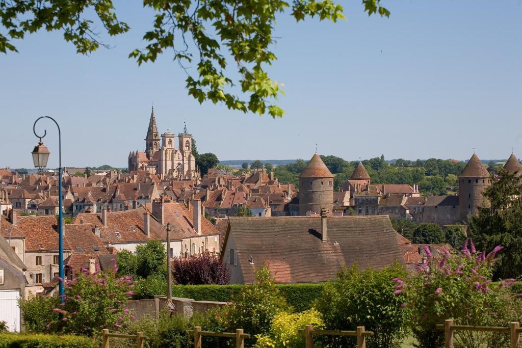 Logis Hostellerie D'Aussois Semur-en-Auxois Exteriér fotografie